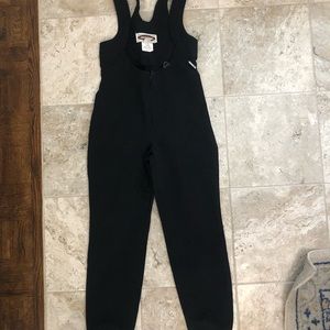Obermeyer ladies 4R black wool blend stirrup ski bibs ski pants overalls jumper